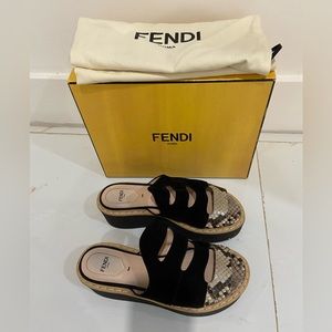 Fendi Black Suede And Python Leather Flowerland Runway Platform Slides Size 38